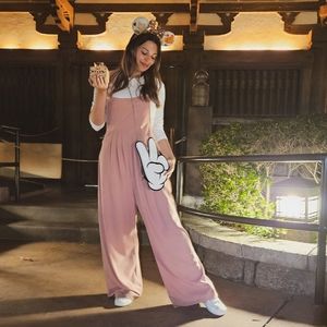 Meet your Posher, Cassaundra